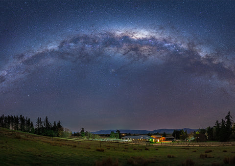 Bendu under the Milky Way