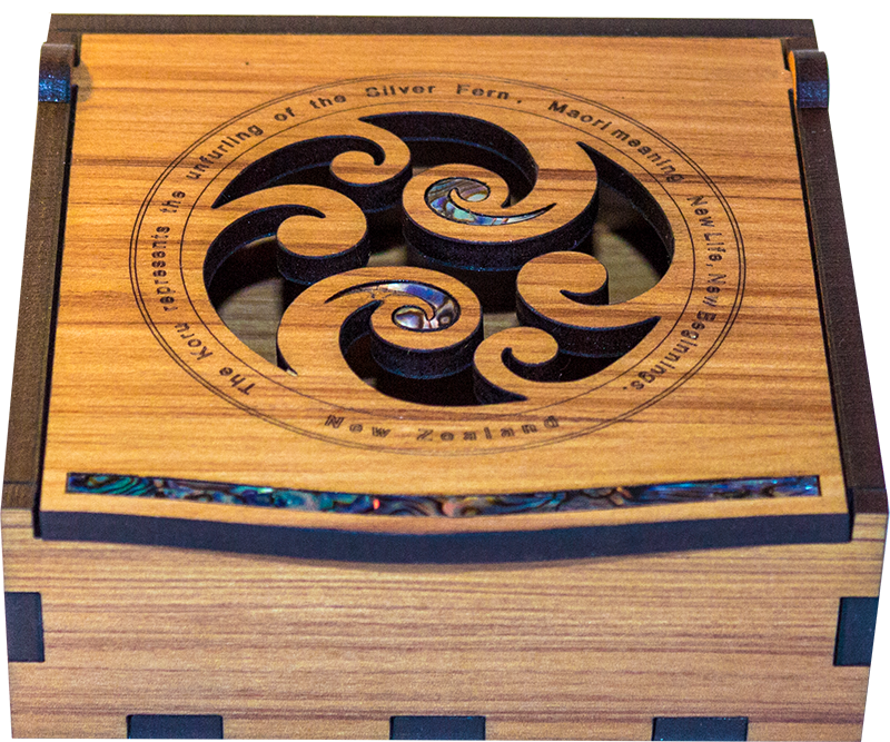 Koru flip lid box